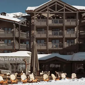 Otel Le Fitz Roy, A Beaumier *****