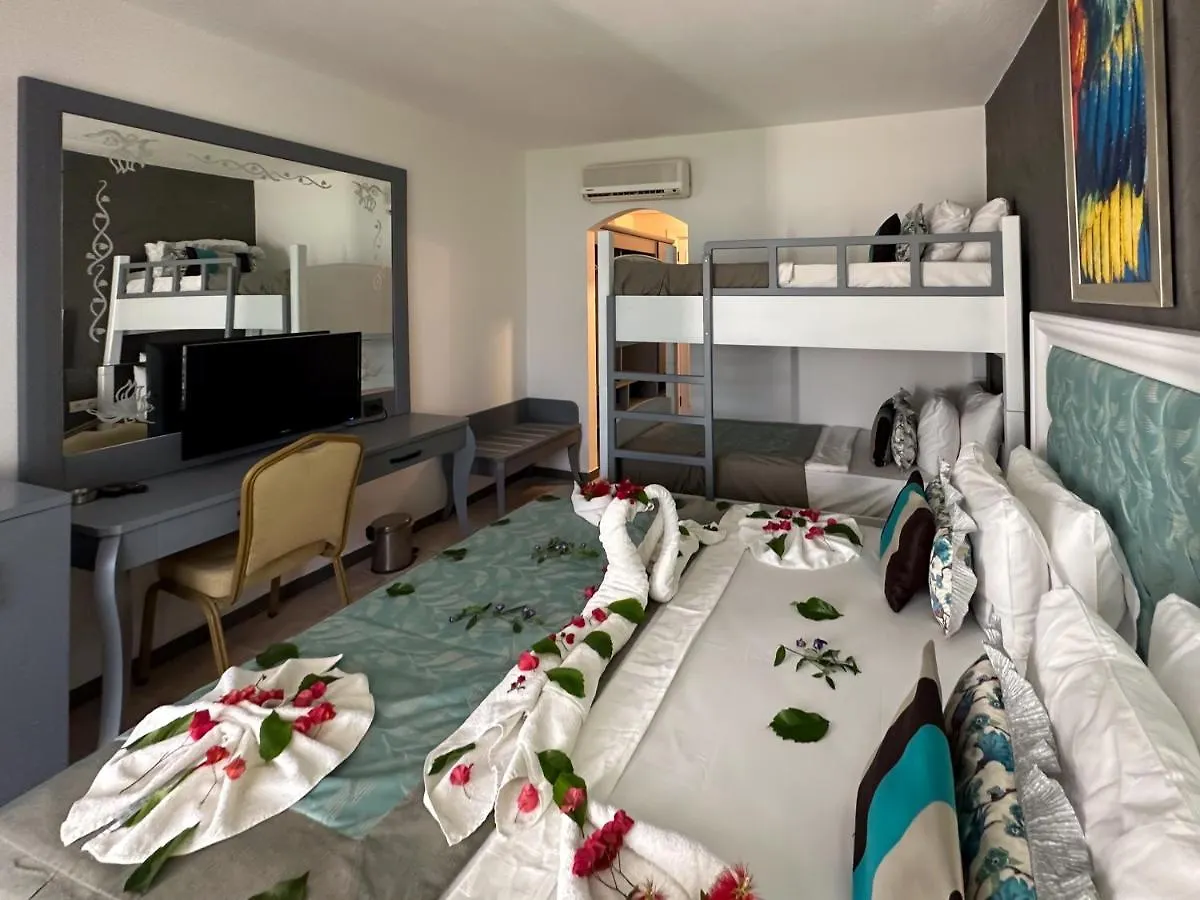 **** Ξενοδοχείο Tiana Beach Resort Turgutreis Τουρκία